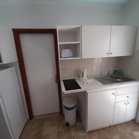 Apartament Family In With Terrace Benitses (Corfu)