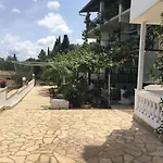 Apartman Family In With Terrace